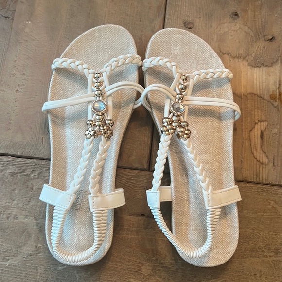 Aster June White braided rhinestones beautiful brand new sandals - Picture 2 of 4